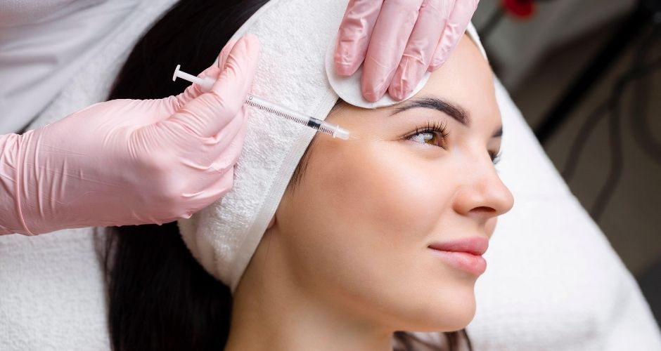 Toxina Botulínica conocida comunmente por la marca Botox